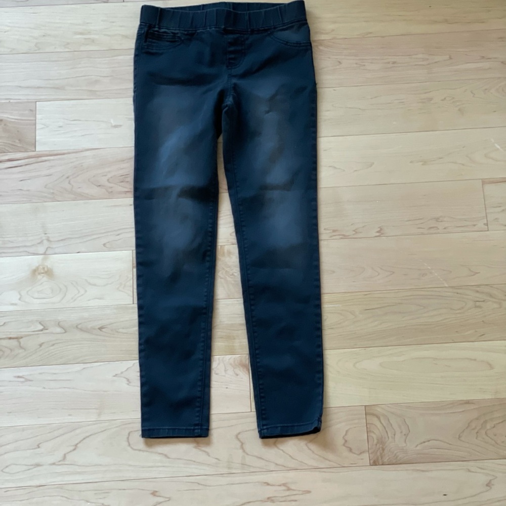 Girls black Jeggings!